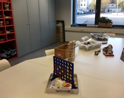 großzügig eingerichteter Betreuungsraum